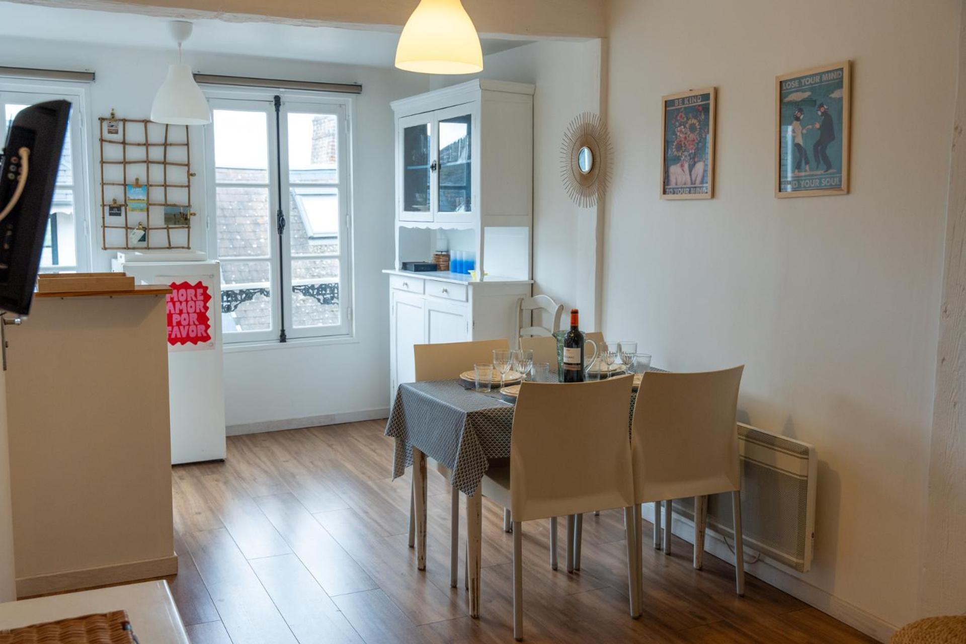 סן-ואלרי-סור-סום Bleu Bonheur, Appartement Cosy Au Coeur De La Baie מראה חיצוני תמונה